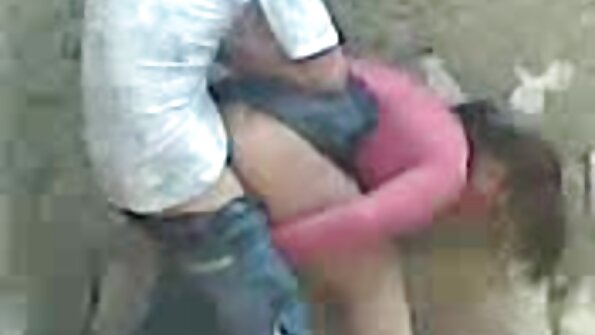 ಕೊಳಕಾದ MILF ಸಾಂಡ್ರಾ ಲ್ಯೂಬ್ ಹರ್ ಬಾಯ್ಟಾಯ್ಸ್ ಮೀಟಿ ಷ್ಲಾಂಗ್